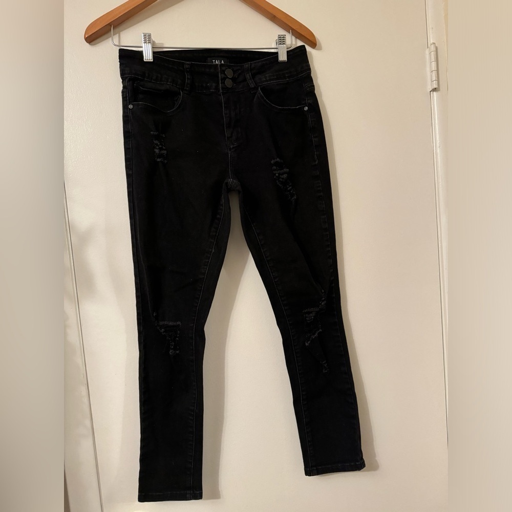 TALA black distressed cropped skinny jeans size 4